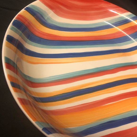 Tabletops Gallery Water Color Red 12-1/2” hand-painted Serving Bowl Large - Picture 8 of 12